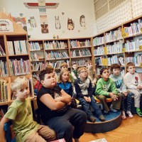 Návštěva knihovny Eduarda Petišky – svět příběhů pro naše nejmenší