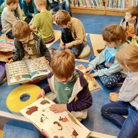 Návštěva knihovny Eduarda Petišky – svět příběhů pro naše nejmenší