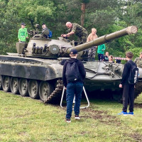 Den dětí u vojáků: Zmrzlina, akce, koně a tanky!