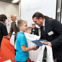 Ohromný úspěch devítiletého Matěje: V soutěži Mladý chemik porazil tisíce starších žáků!