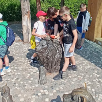 Hadi kolem krku, velbloudi na dosah – třeťáci objevovali ZOO Chleby všemi smysly