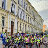 Druháčci na kolech: osvěžení, zmrzlina a radost z pohybu